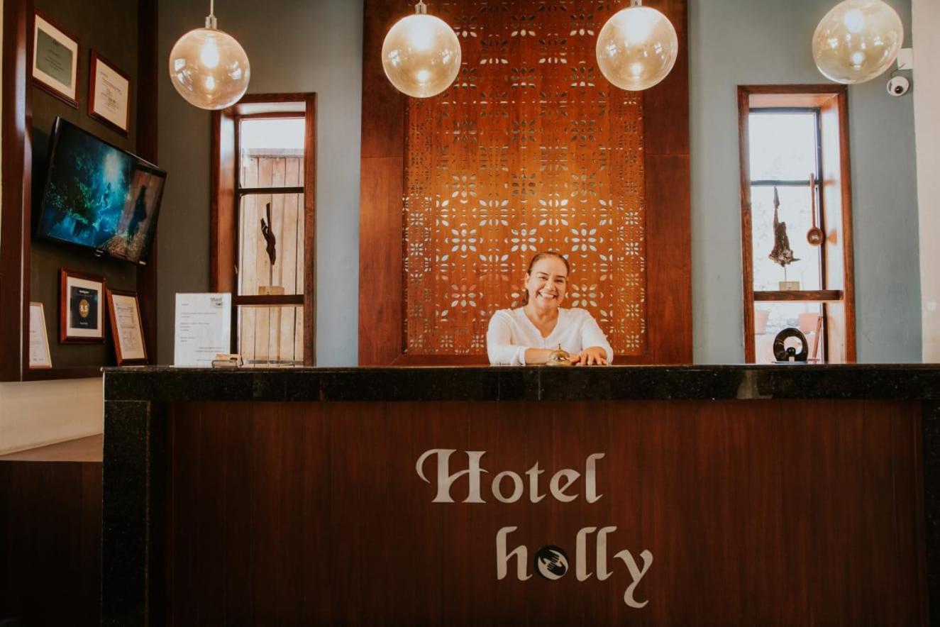 Hotel Holly メリダ エクステリア 写真